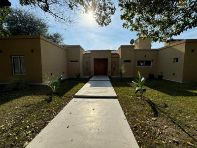 Casas Venta Santiago Del Estero CASA EN VENTA - BARRIO EL BOSQUE